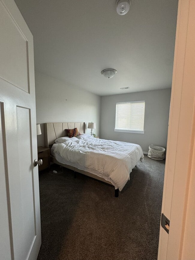 Photo - Furnished Hermiston Rental