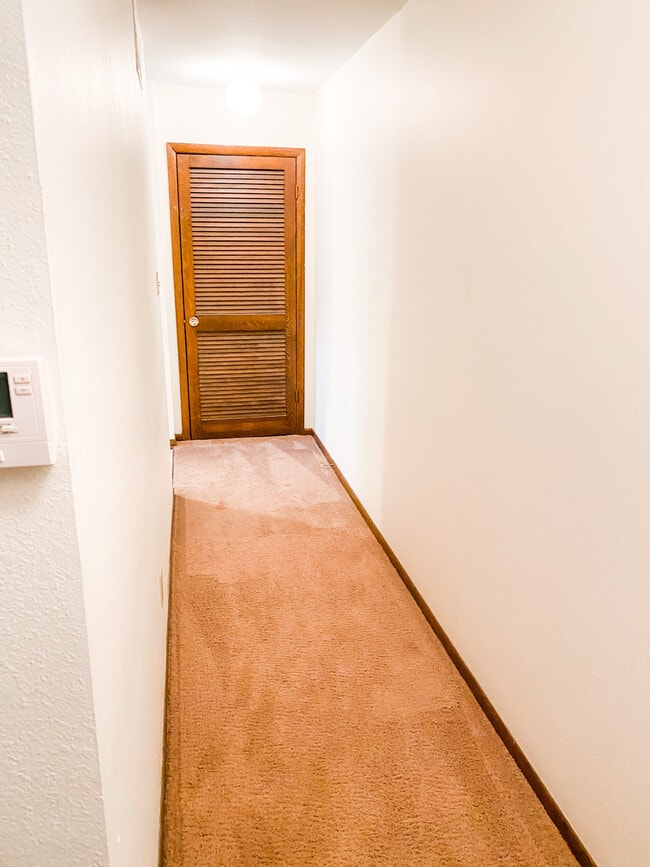 Photo - Peppertree Apartments