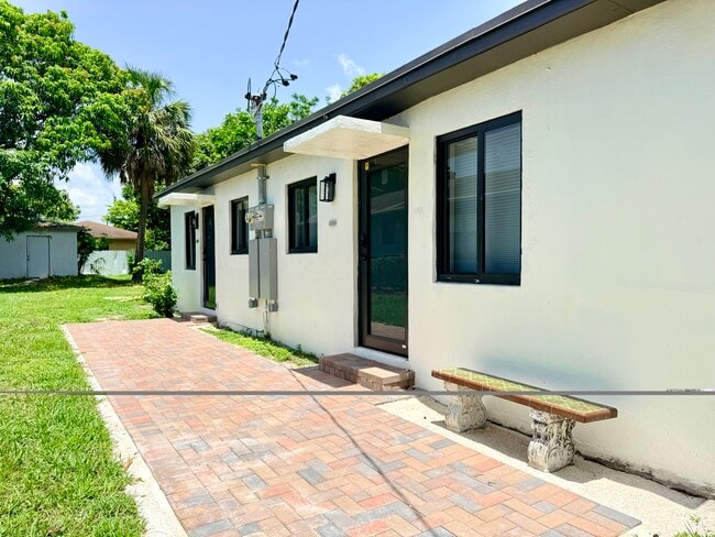 Photo - 607 NW 15th Ave Unit 607