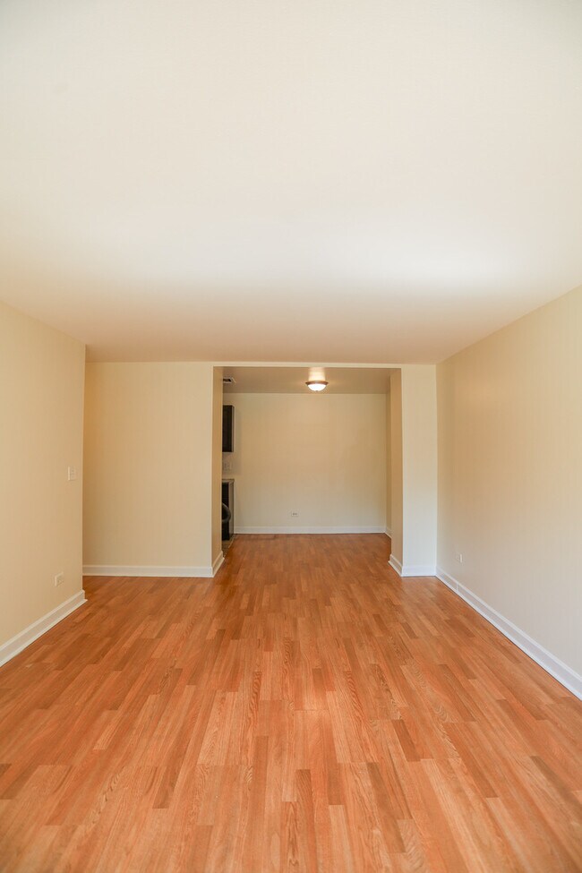 Photo - 1775 W Highland Ave Unidad 508 Rental