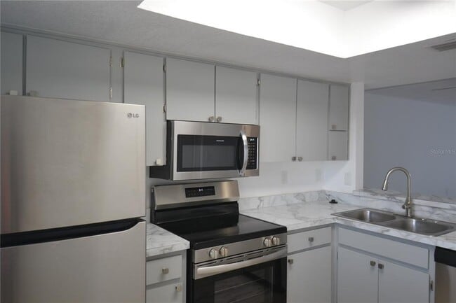 Photo - 256 Cypress Ln