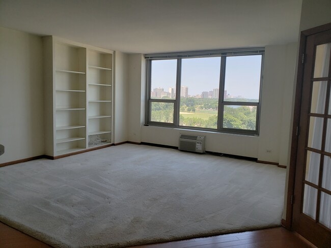 Photo - 1550 N Lake Shore Dr Unit 10E