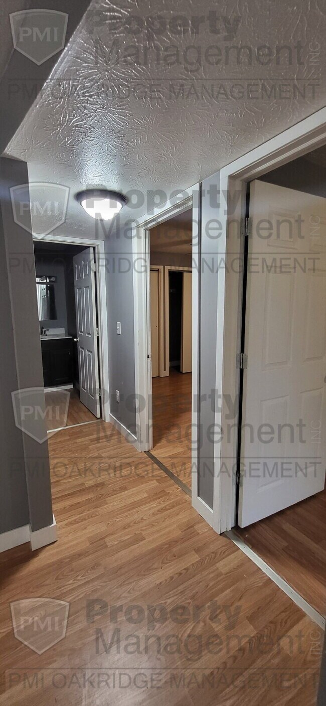 Photo - 2 Bedroom Country apartment Unit 2