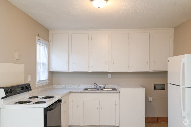 2BR,1BA - Thompson Place Apartments