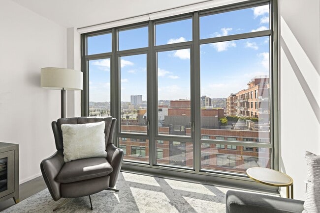 Photo - 1425 Hudson St Unit 11B