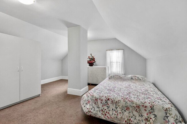 Photo - 117 S Pavilion Ave