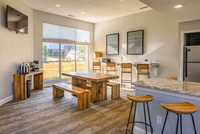 Photo - Retreat at McAlpine Creek