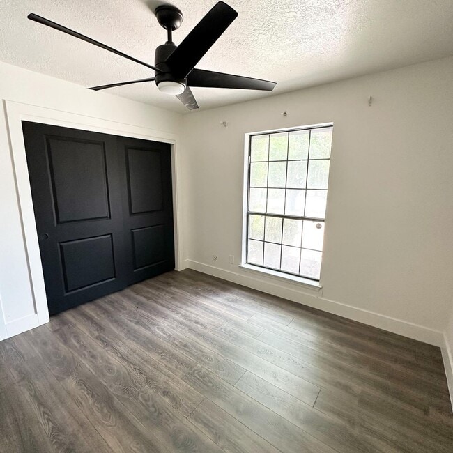 Photo - 5301 Sooner Trail NW