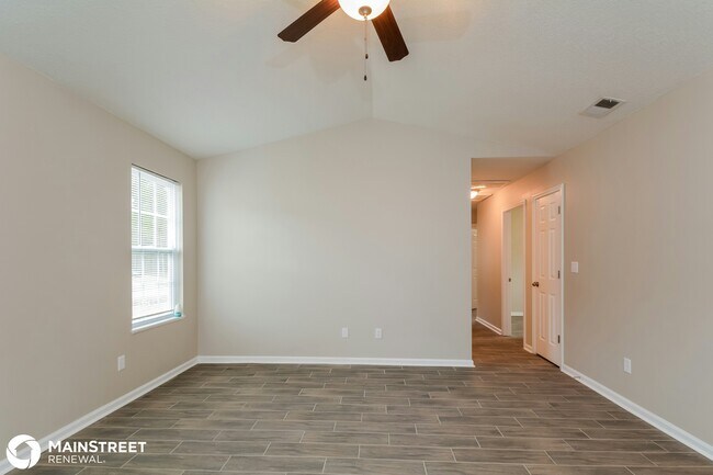 Photo - 511 Cotton Ave