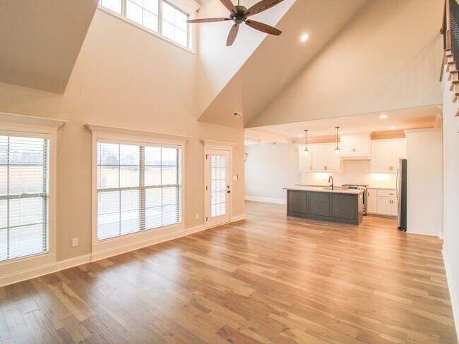 Photo - Beautiful two story home at Whispering Pines!