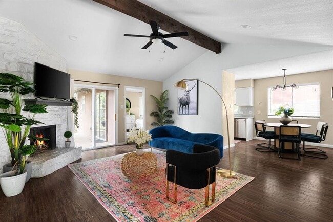 Photo - 2320 Montclaire St