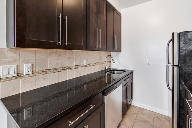 Photo - 64 Park Avenue