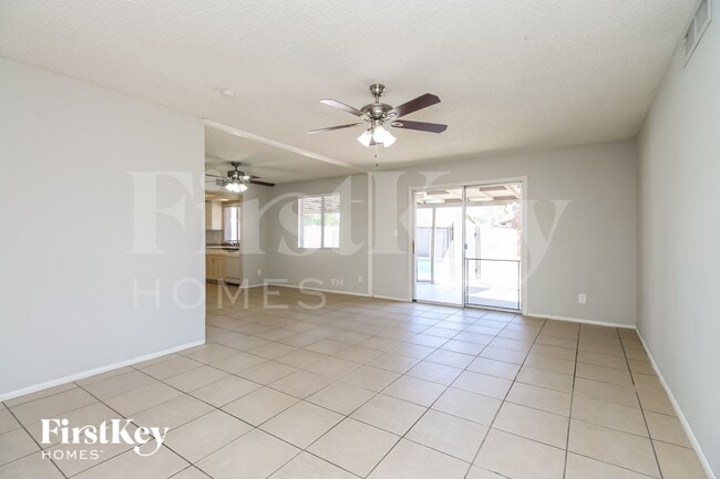 Photo - 1918 E Watson Dr