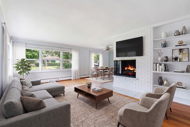 Photo - 301 N Derbyshire Ave