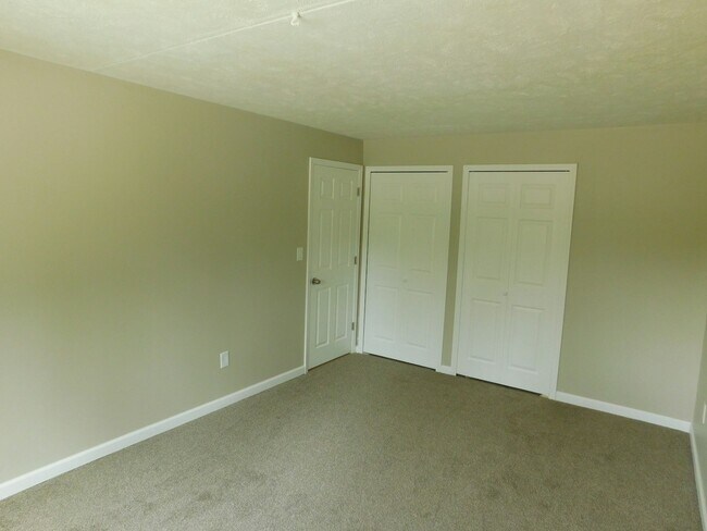 Photo - 6784 Circle Dr