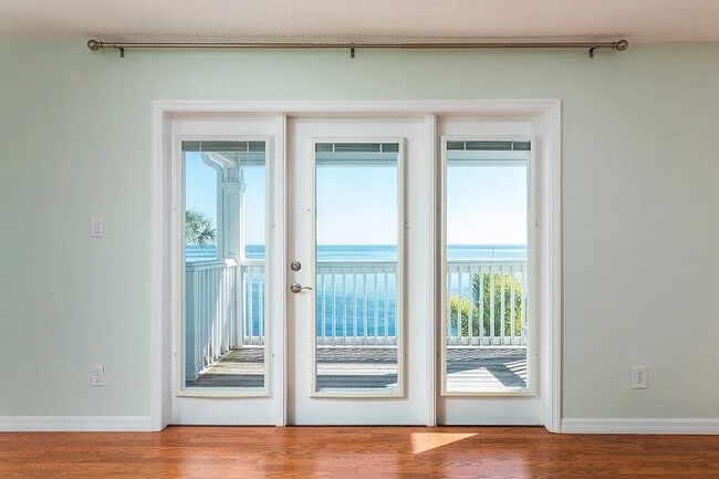 Photo - 4858 Coquina Key Dr SE Unidad D-#17
