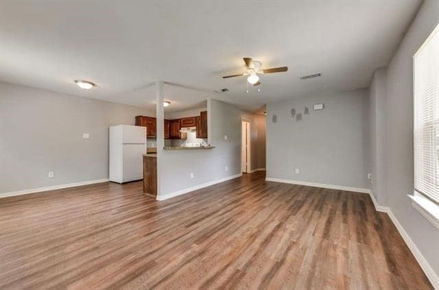 Building Photo - 8009 Arbor Ave