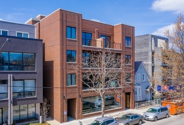 Building Photo - 3720 N Ashland Ave Unit 404 Rental
