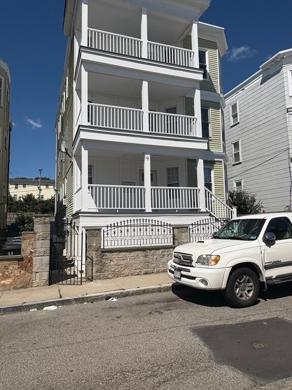 Photo - 9 Kenberma Rd Unit 1&3