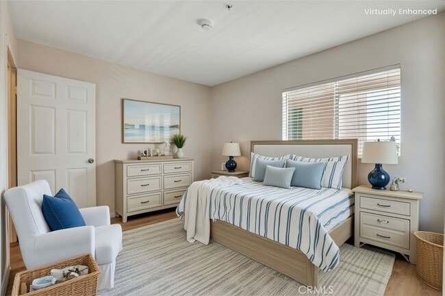 Photo - 450 E 4th St Unit 437