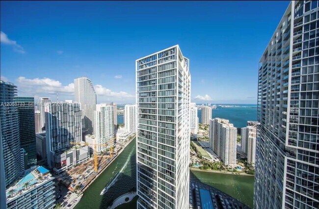 Photo - 485 Brickell Ave Unidad 4711