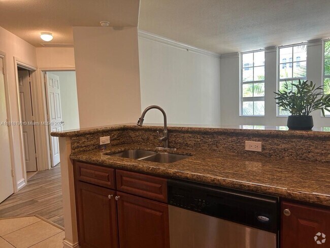 Building Photo - 3001 NE 185th St Unit 418 Rental
