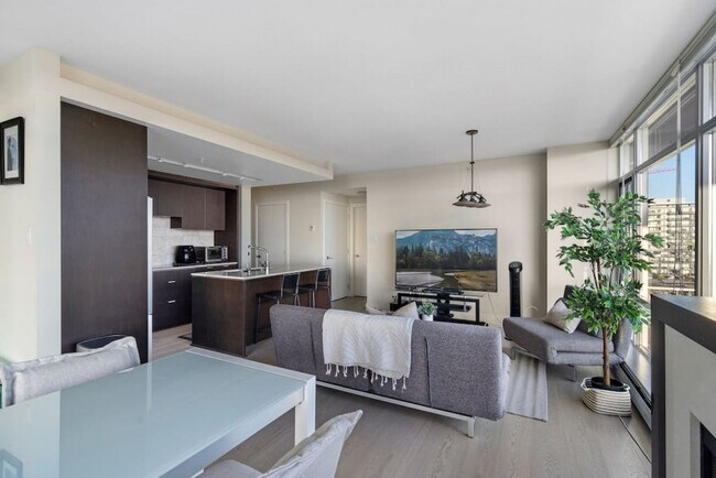 Photo - 158 13th St E Unit ID1051830P