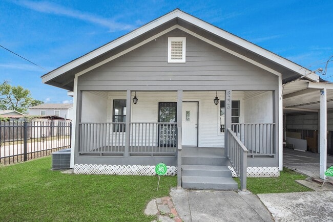 Building Photo - 8226 Harding St