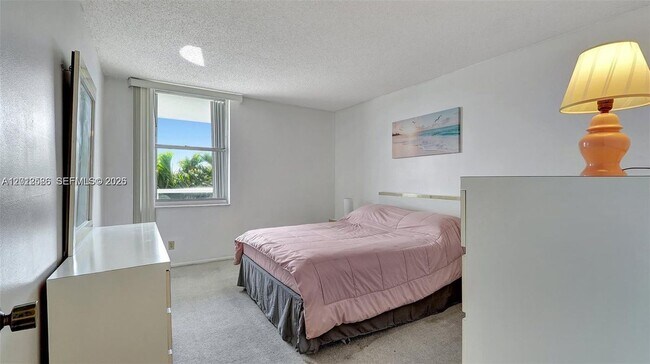 Photo - 3015 N Ocean Blvd Unit 3j