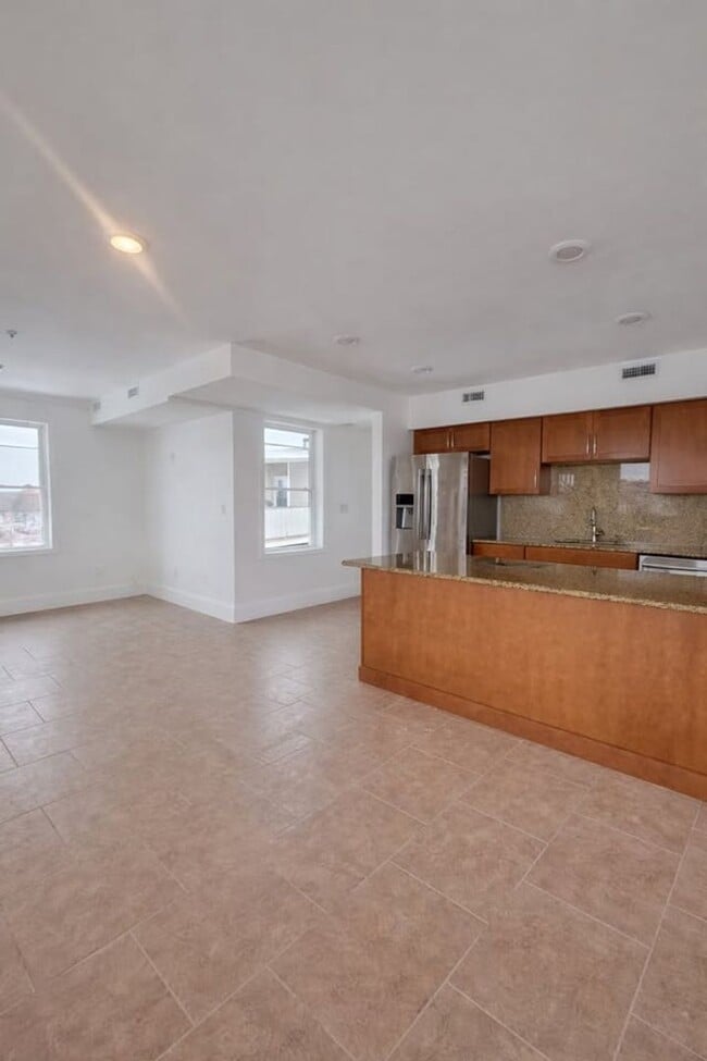 Photo - 375 Crescent Ave Unit 375-2