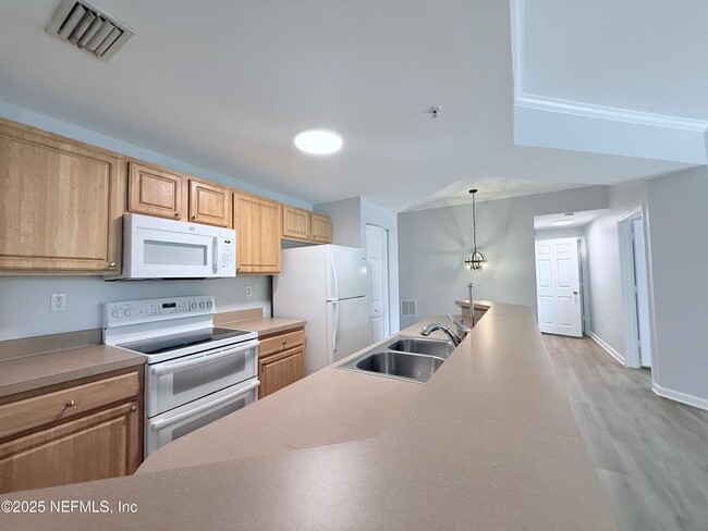 Photo - 440 S Villa San Marco Dr Unit 202
