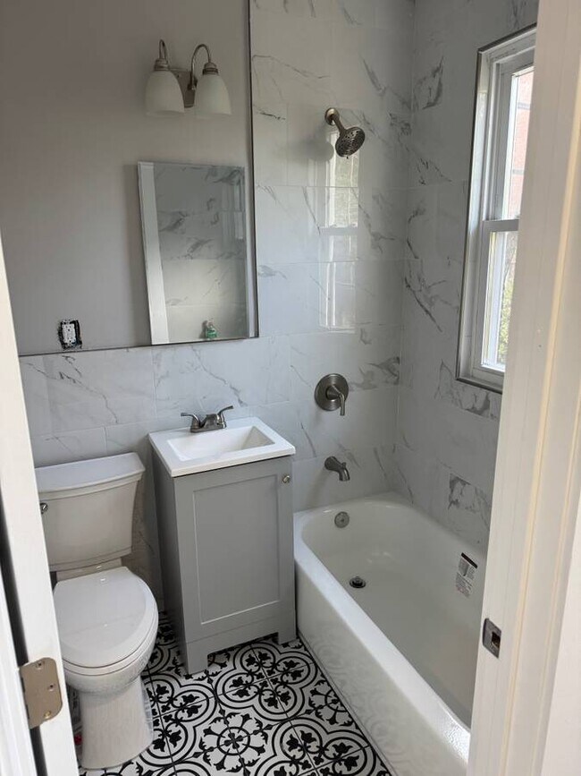 165 Clendenny Ave Apartments Unit 1 Jersey City, NJ