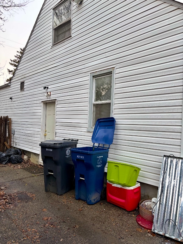 Photo - 5813 Edwards Ave