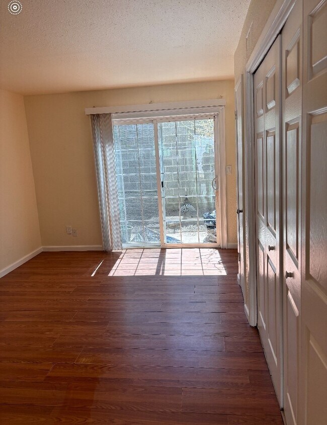 Photo - 3561 Merced Ave Unidad B