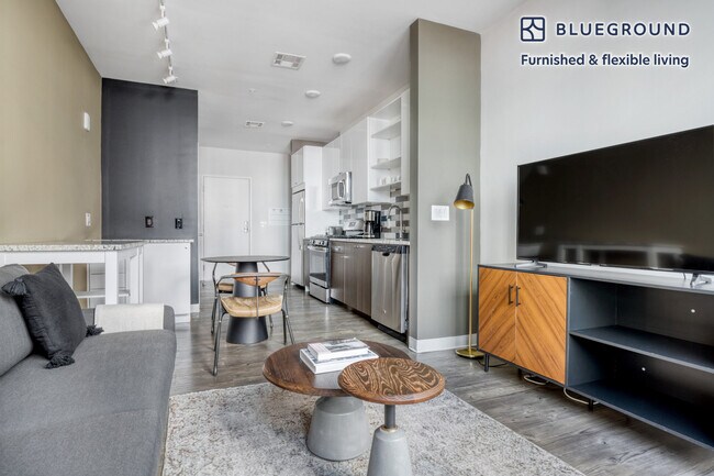 5 Glassworks Ave Unit SI FL1-ID863