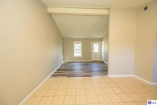 Photo - 243 S Airview Dr