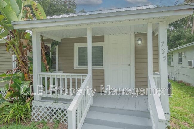 Building Photo - 735 Marion St