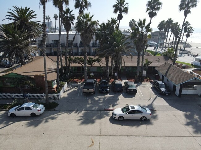 Photo - Beachside Studio Unit Pacific Sands  #7