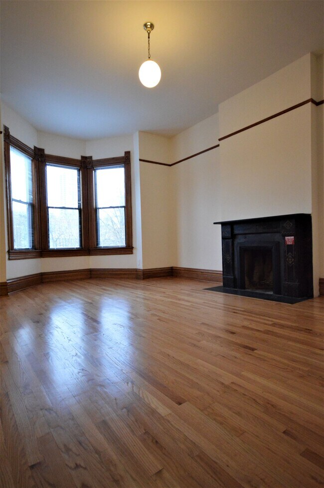 Photo - 2058 N Cleveland Ave