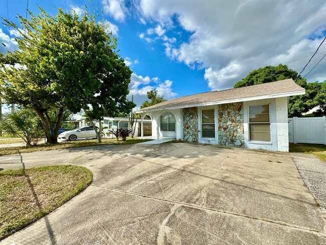 Photo - 4019 W Nassau St