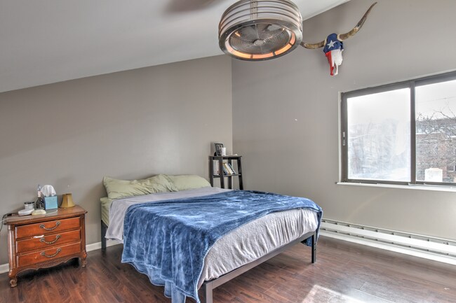 Photo - 312-314 Lakeside Unit 314 W. Lakeside