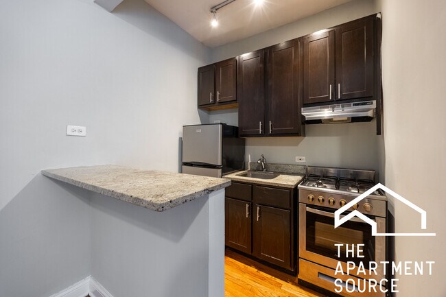 Photo - 4614 N Paulina St Unidad 106