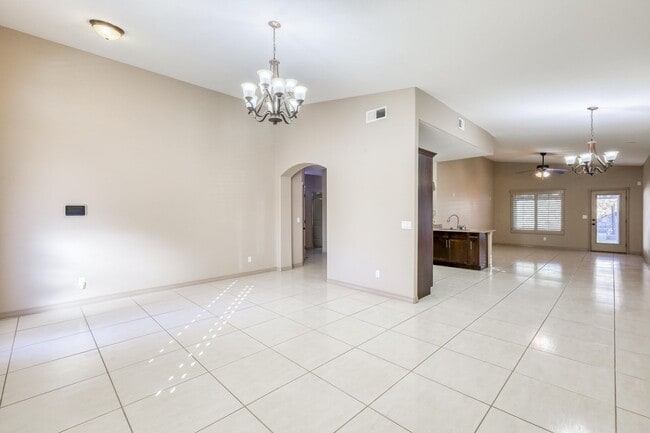 Photo - Beautiful 3 bed-2 baths home in 79911