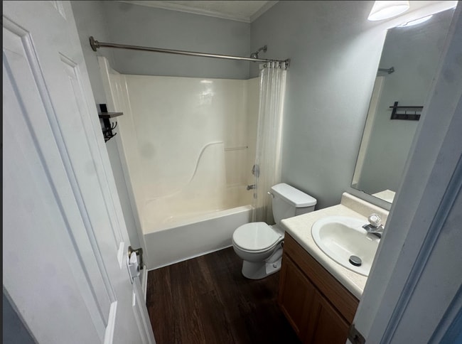 Photo - 778 Kingston Cir