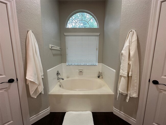 Photo - 21641 Forest Colony Dr