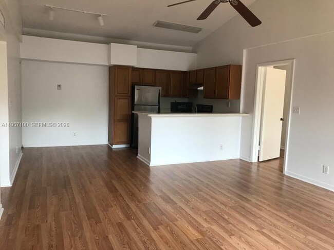 Building Photo - 831 Lyons Rd Unit 23206