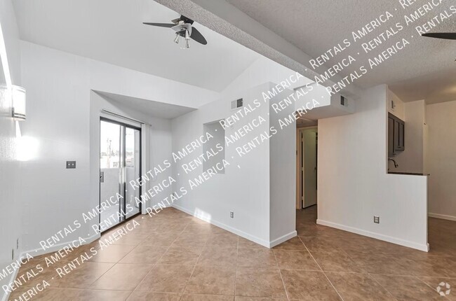 Building Photo - Availabe now 1 bed 1 bath Rental