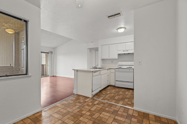 Photo - 3859 Annadale Ln Unidad 14