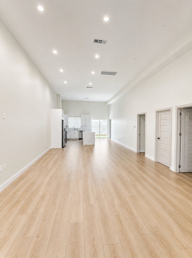 Photo - 9344 Creemore Dr
