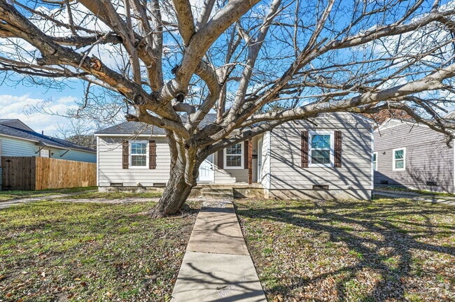Building Photo - 513 NE 19th St Rental